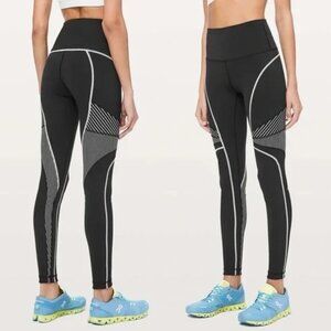 Lululemon channel your energy tight Black and White stripe Leggings size 6